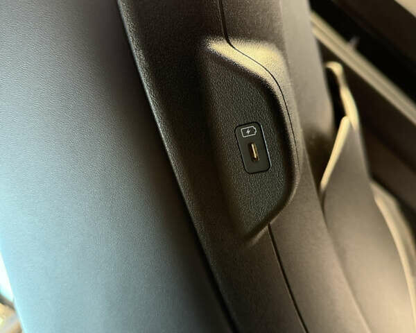 Черный Киа Niro, объемом двигателя 0 л и пробегом 61 тыс. км за 25950 $, фото 67 на Automoto.ua