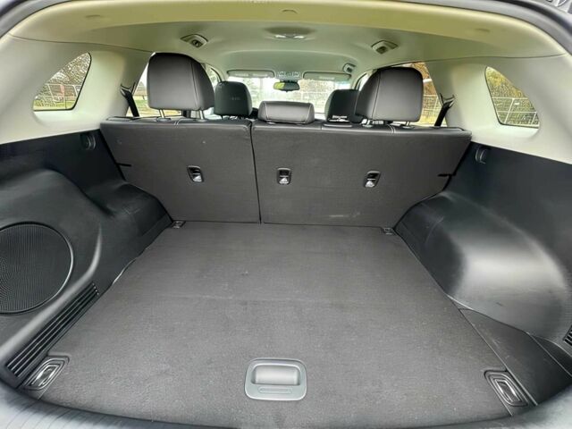 Чорний Кіа Niro, об'ємом двигуна 0 л та пробігом 24 тис. км за 12000 $, фото 13 на Automoto.ua