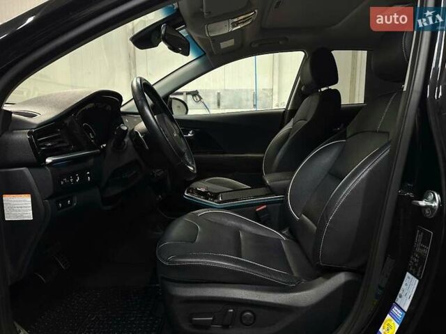 Черный Киа Niro, объемом двигателя 0 л и пробегом 84 тыс. км за 22900 $, фото 46 на Automoto.ua