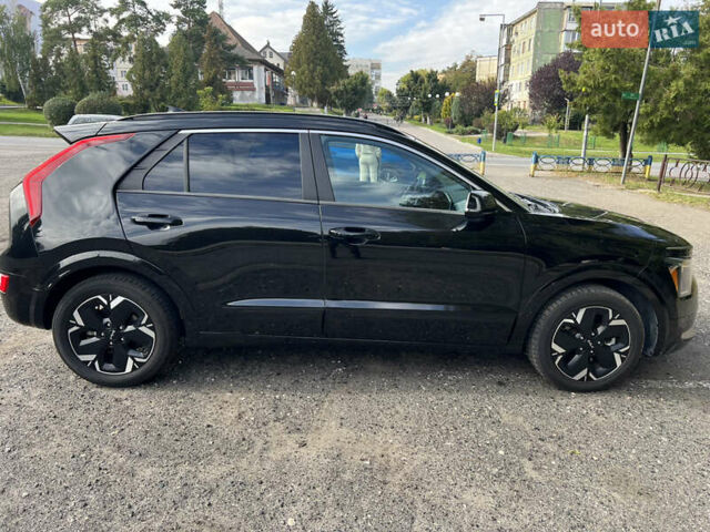 Чорний Кіа Niro, об'ємом двигуна 0 л та пробігом 150 тис. км за 21500 $, фото 7 на Automoto.ua