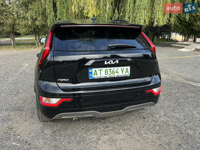 Чорний Кіа Niro, об'ємом двигуна 0 л та пробігом 150 тис. км за 21500 $, фото 5 на Automoto.ua