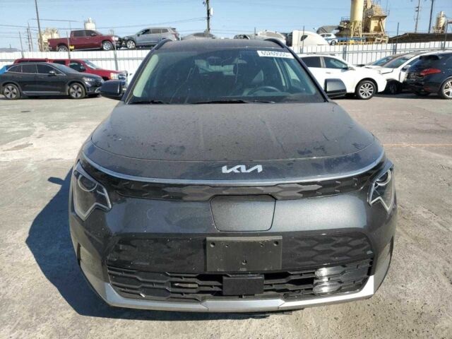 Чорний Кіа Niro, об'ємом двигуна 0 л та пробігом 21 тис. км за 7900 $, фото 4 на Automoto.ua