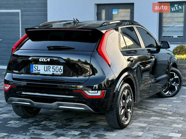 Чорний Кіа Niro, об'ємом двигуна 0 л та пробігом 63 тис. км за 28500 $, фото 32 на Automoto.ua
