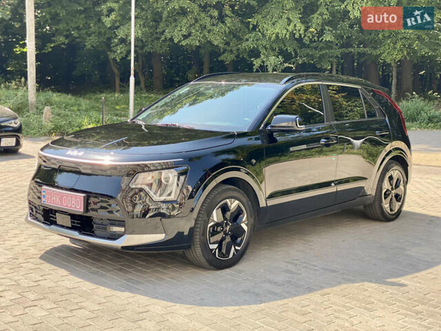 Чорний Кіа Niro, об'ємом двигуна 0 л та пробігом 49 тис. км за 24700 $, фото 5 на Automoto.ua