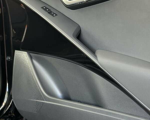 Черный Киа Niro, объемом двигателя 1.58 л и пробегом 34 тыс. км за 26000 $, фото 11 на Automoto.ua
