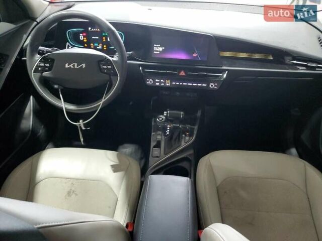Черный Киа Niro, объемом двигателя 1.58 л и пробегом 79 тыс. км за 6500 $, фото 7 на Automoto.ua