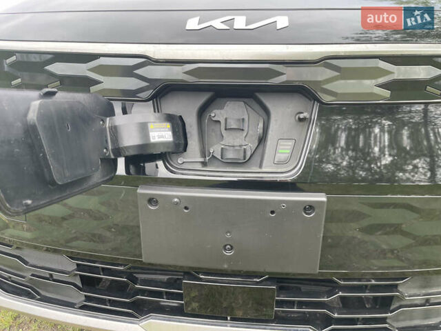 Чорний Кіа Niro, об'ємом двигуна 0 л та пробігом 8 тис. км за 25000 $, фото 40 на Automoto.ua
