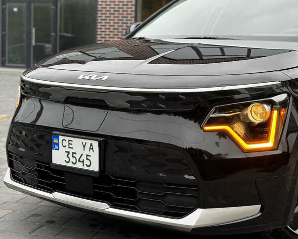 Чорний Кіа Niro, об'ємом двигуна 0 л та пробігом 80 тис. км за 23500 $, фото 10 на Automoto.ua