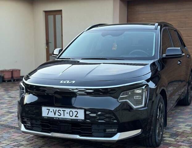 Черный Киа Niro, объемом двигателя 0 л и пробегом 42 тыс. км за 28300 $, фото 2 на Automoto.ua