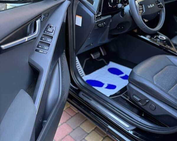 Черный Киа Niro, объемом двигателя 0 л и пробегом 42 тыс. км за 28300 $, фото 22 на Automoto.ua
