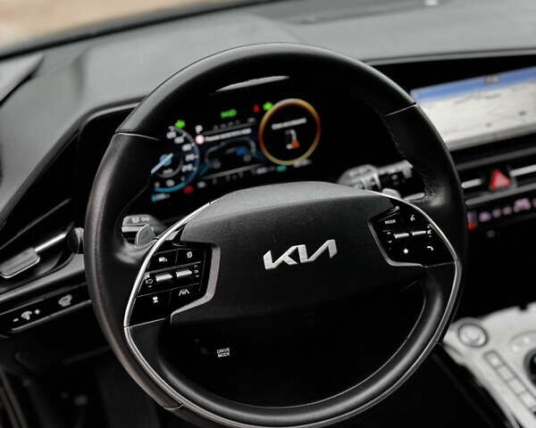 Чорний Кіа Niro, об'ємом двигуна 0 л та пробігом 80 тис. км за 23500 $, фото 85 на Automoto.ua