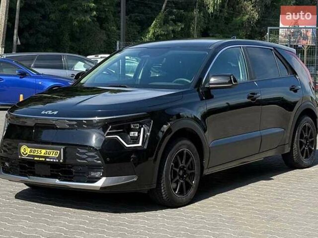 Чорний Кіа Niro, об'ємом двигуна 0 л та пробігом 2 тис. км за 27300 $, фото 2 на Automoto.ua