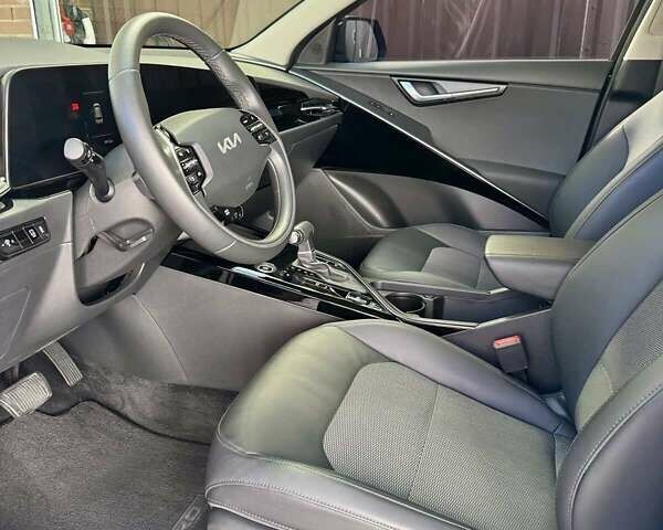 Черный Киа Niro, объемом двигателя 1.58 л и пробегом 34 тыс. км за 26000 $, фото 5 на Automoto.ua
