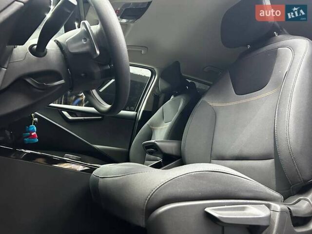 Черный Киа Niro, объемом двигателя 0 л и пробегом 2 тыс. км за 27300 $, фото 9 на Automoto.ua