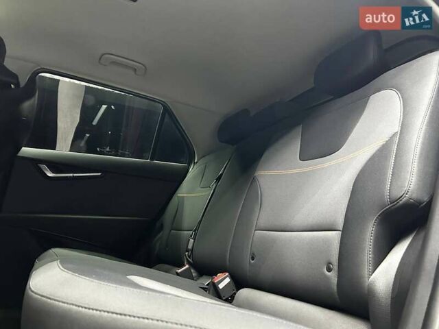 Черный Киа Niro, объемом двигателя 0 л и пробегом 2 тыс. км за 27300 $, фото 12 на Automoto.ua