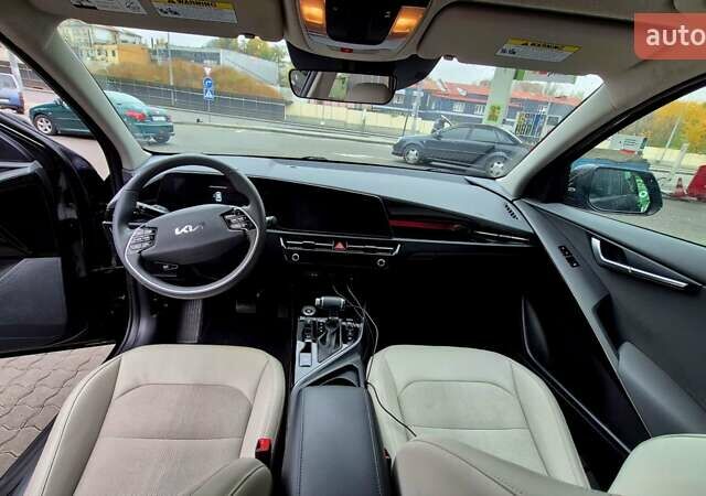Черный Киа Niro, объемом двигателя 1.58 л и пробегом 43 тыс. км за 26000 $, фото 8 на Automoto.ua