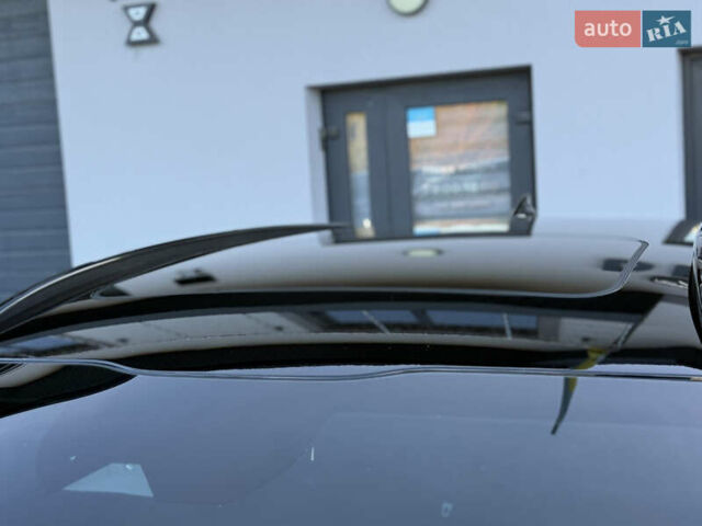 Чорний Кіа Niro, об'ємом двигуна 0 л та пробігом 63 тис. км за 28500 $, фото 26 на Automoto.ua