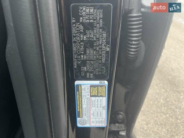 Черный Киа Niro, объемом двигателя 0 л и пробегом 70 тыс. км за 21500 $, фото 9 на Automoto.ua