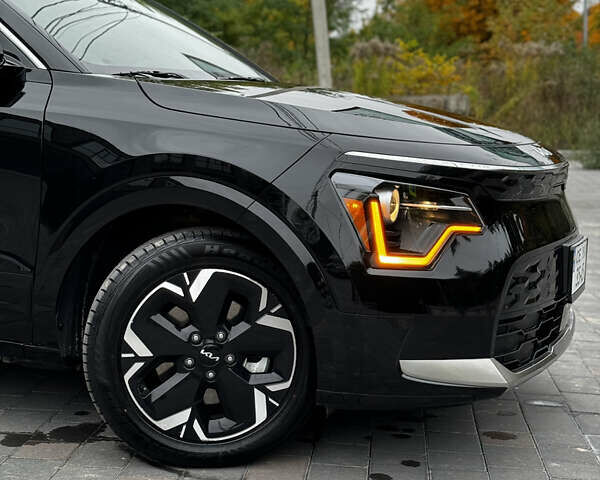 Чорний Кіа Niro, об'ємом двигуна 0 л та пробігом 80 тис. км за 23500 $, фото 17 на Automoto.ua