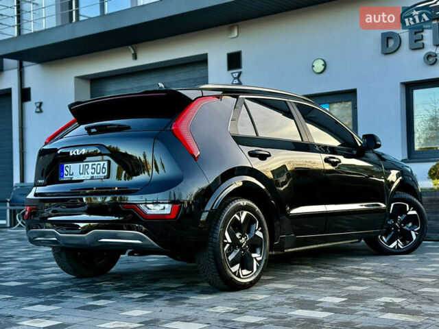 Чорний Кіа Niro, об'ємом двигуна 0 л та пробігом 63 тис. км за 28500 $, фото 36 на Automoto.ua
