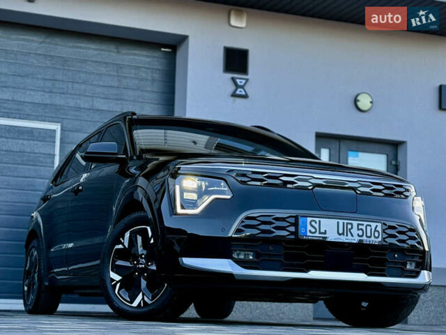 Чорний Кіа Niro, об'ємом двигуна 0 л та пробігом 63 тис. км за 28500 $, фото 14 на Automoto.ua
