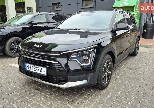 Черный Киа Niro, объемом двигателя 1.58 л и пробегом 43 тыс. км за 26000 $, фото 2 на Automoto.ua