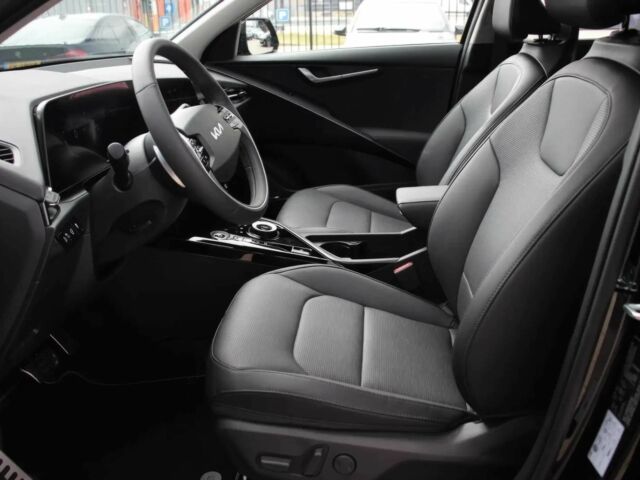 Черный Киа Niro, объемом двигателя 0 л и пробегом 25 тыс. км за 14600 $, фото 10 на Automoto.ua