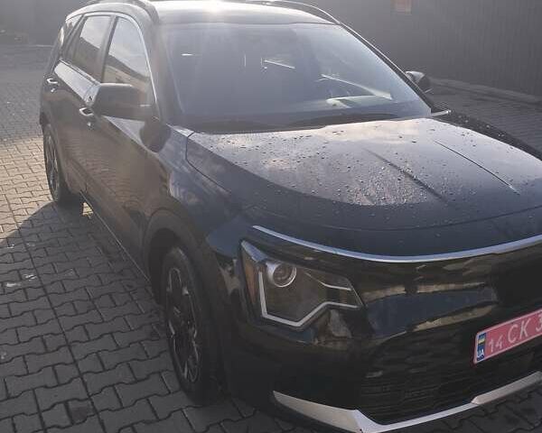 Черный Киа Niro, объемом двигателя 0 л и пробегом 30 тыс. км за 22900 $, фото 3 на Automoto.ua