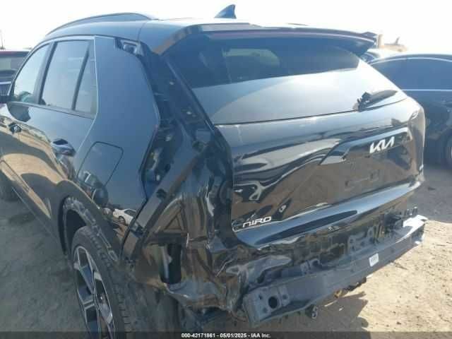 Черный Киа Niro, объемом двигателя 1.6 л и пробегом 50 тыс. км за 7500 $, фото 5 на Automoto.ua