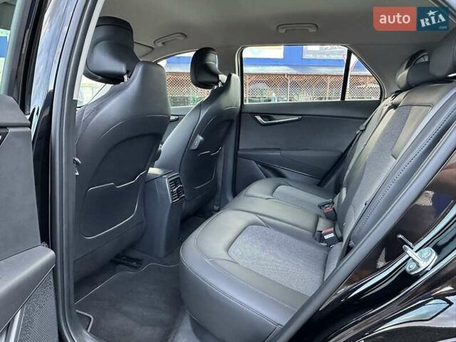 Черный Киа Niro, объемом двигателя 0 л и пробегом 13 тыс. км за 26900 $, фото 3 на Automoto.ua