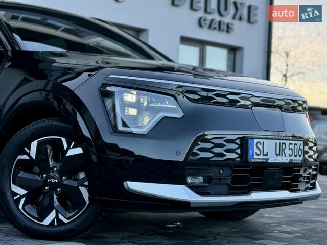 Чорний Кіа Niro, об'ємом двигуна 0 л та пробігом 63 тис. км за 28500 $, фото 18 на Automoto.ua