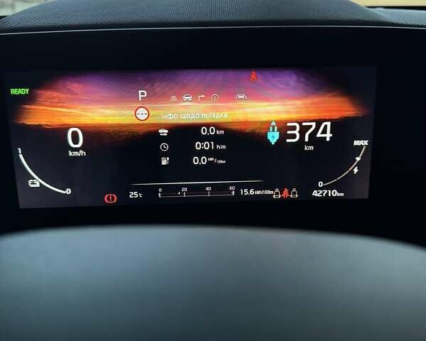 Черный Киа Niro, объемом двигателя 0 л и пробегом 42 тыс. км за 28300 $, фото 6 на Automoto.ua