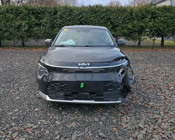 Чорний Кіа Niro, об'ємом двигуна 0 л та пробігом 154 тис. км за 15200 $, фото 6 на Automoto.ua
