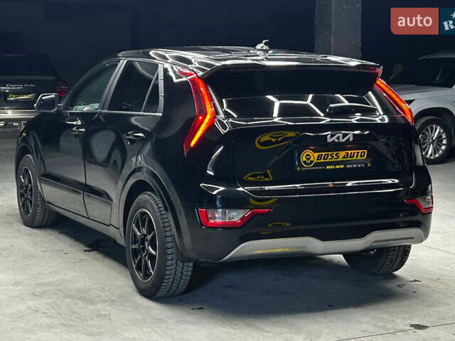 Черный Киа Niro, объемом двигателя 0 л и пробегом 2 тыс. км за 27300 $, фото 3 на Automoto.ua