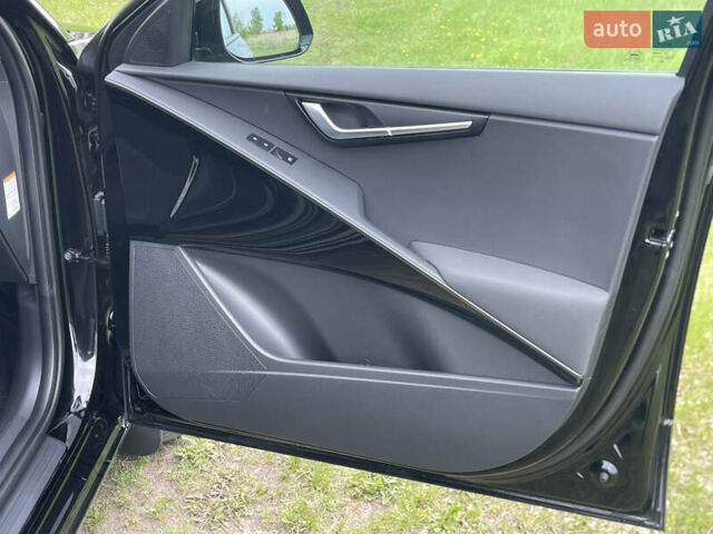 Черный Киа Niro, объемом двигателя 0 л и пробегом 8 тыс. км за 25000 $, фото 19 на Automoto.ua