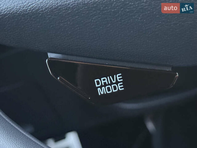 Чорний Кіа Niro, об'ємом двигуна 0 л та пробігом 63 тис. км за 28500 $, фото 87 на Automoto.ua