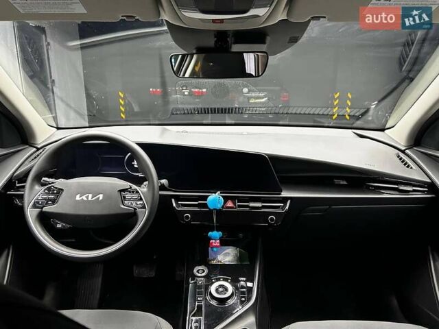 Черный Киа Niro, объемом двигателя 0 л и пробегом 2 тыс. км за 27300 $, фото 13 на Automoto.ua