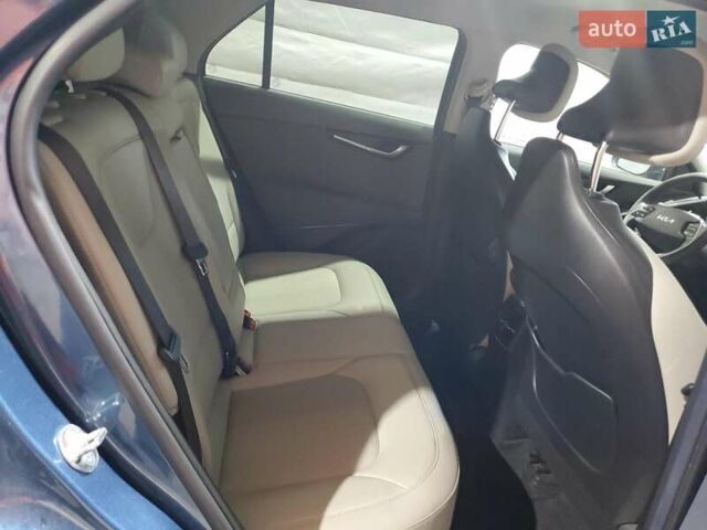 Черный Киа Niro, объемом двигателя 1.58 л и пробегом 79 тыс. км за 6500 $, фото 10 на Automoto.ua