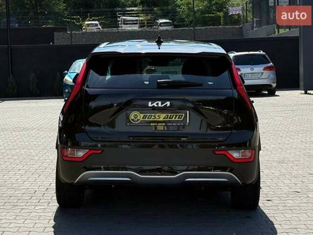 Чорний Кіа Niro, об'ємом двигуна 0 л та пробігом 2 тис. км за 27300 $, фото 4 на Automoto.ua