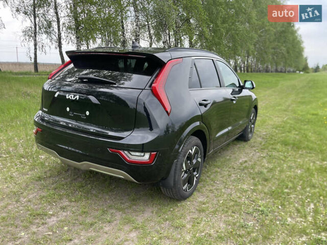 Черный Киа Niro, объемом двигателя 0 л и пробегом 8 тыс. км за 25000 $, фото 4 на Automoto.ua