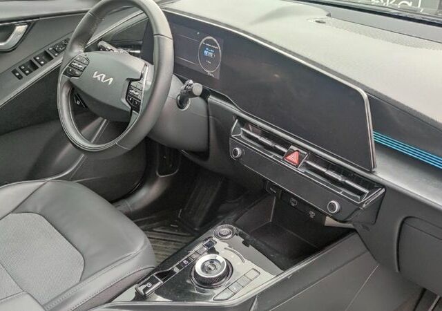 Черный Киа Niro, объемом двигателя 0 л и пробегом 57 тыс. км за 28500 $, фото 3 на Automoto.ua