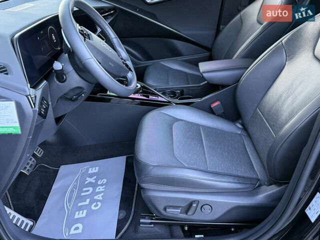 Чорний Кіа Niro, об'ємом двигуна 0 л та пробігом 63 тис. км за 28500 $, фото 59 на Automoto.ua