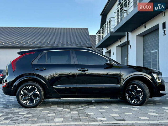 Чорний Кіа Niro, об'ємом двигуна 0 л та пробігом 63 тис. км за 28500 $, фото 40 на Automoto.ua