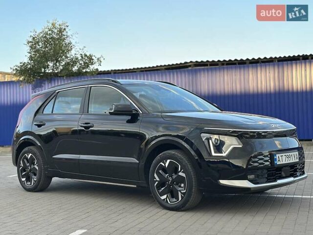 Черный Киа Niro, объемом двигателя 0 л и пробегом 13 тыс. км за 26900 $, фото 5 на Automoto.ua