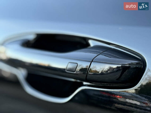 Чорний Кіа Niro, об'ємом двигуна 0 л та пробігом 63 тис. км за 28500 $, фото 29 на Automoto.ua