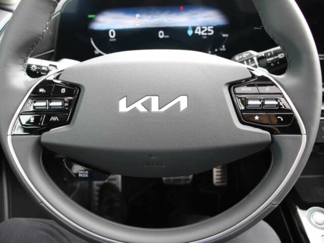 Черный Киа Niro, объемом двигателя 0 л и пробегом 25 тыс. км за 14600 $, фото 8 на Automoto.ua