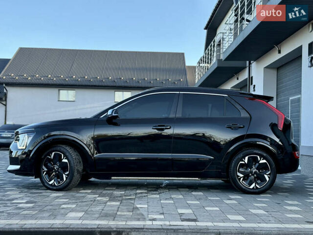 Чорний Кіа Niro, об'ємом двигуна 0 л та пробігом 63 тис. км за 28500 $, фото 8 на Automoto.ua