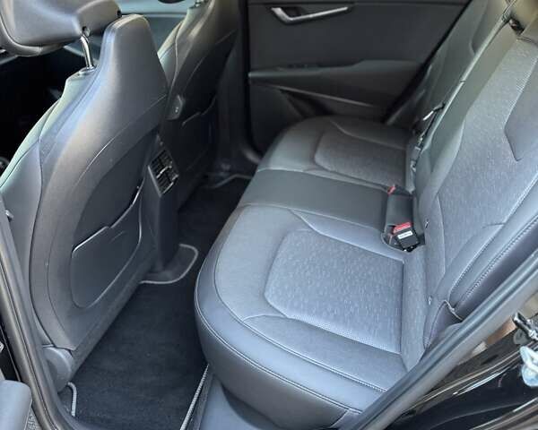 Черный Киа Niro, объемом двигателя 0 л и пробегом 42 тыс. км за 28300 $, фото 10 на Automoto.ua