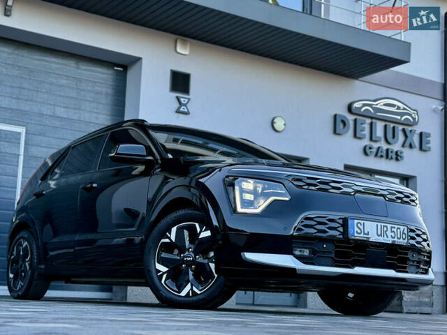 Чорний Кіа Niro, об'ємом двигуна 0 л та пробігом 63 тис. км за 28500 $, фото 16 на Automoto.ua