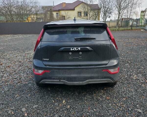 Чорний Кіа Niro, об'ємом двигуна 0 л та пробігом 154 тис. км за 15200 $, фото 3 на Automoto.ua
